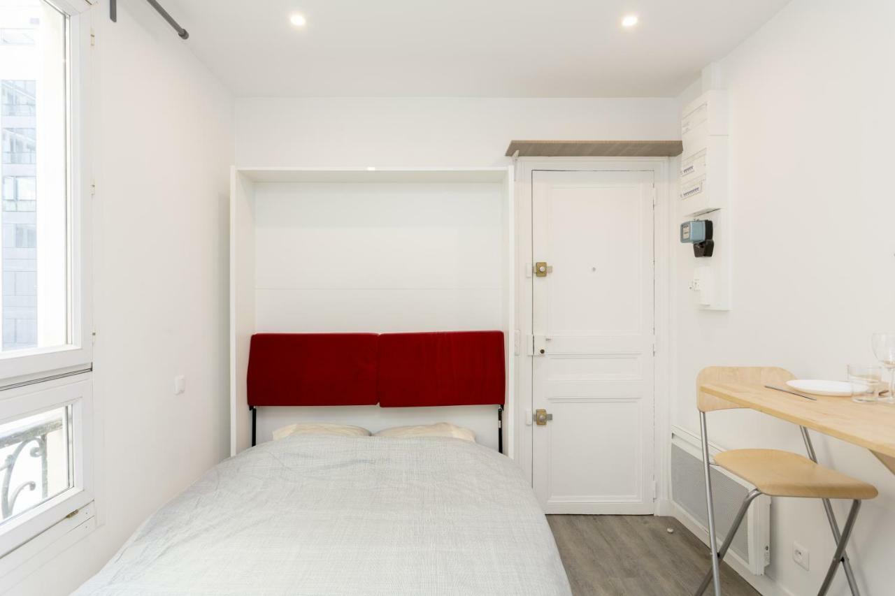 Studette De Charme Neuve Proche Invalides Apartment Париж Екстериор снимка