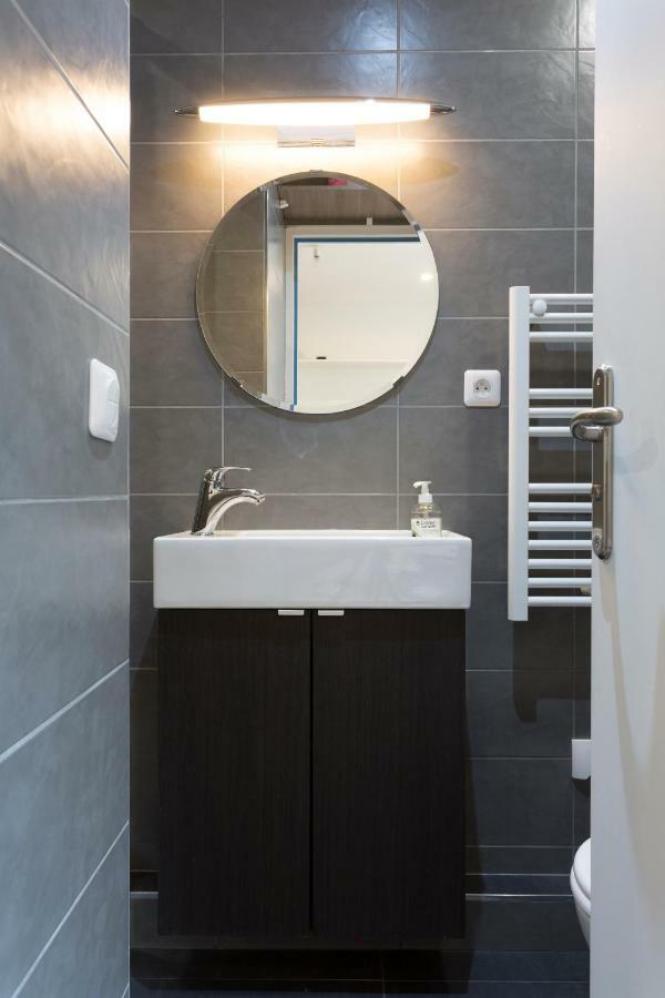 Studette De Charme Neuve Proche Invalides Apartment Париж Екстериор снимка